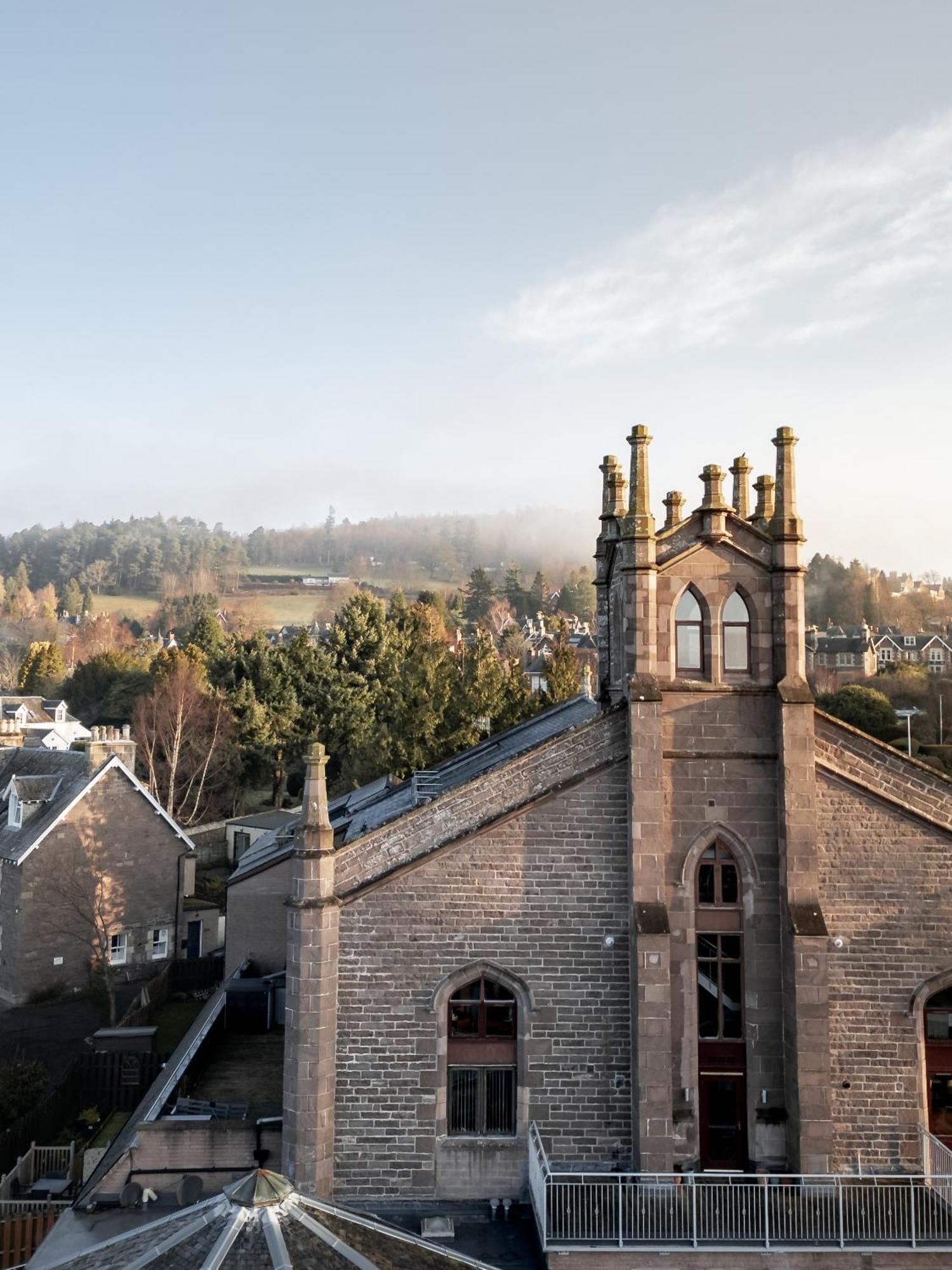 The Church Tower Crieff Eksteriør bilde